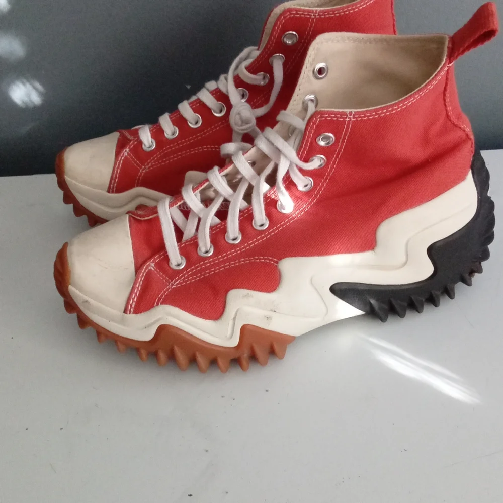 Converse Run Star Motion CX High Top Red Canvas Platform Sneakers‎